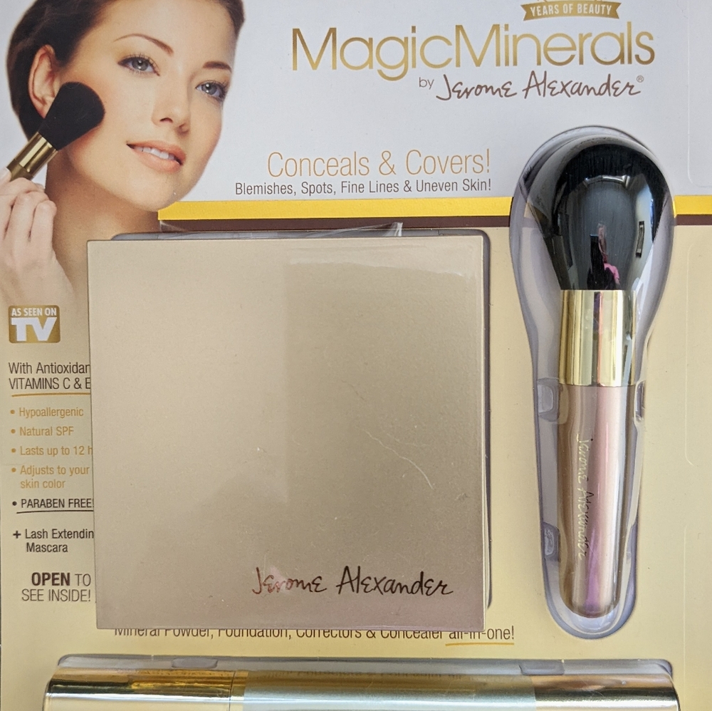 Jerome Alexander MagicMinerals Foundation Mineral Powder Concealer all in one